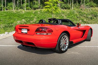 2004 Dodge Viper SRT10 - Photo 109 - Nashville, TN 37217