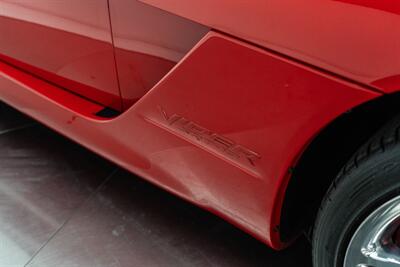 2004 Dodge Viper SRT-10 - Photo 25 - Nashville, TN 37217