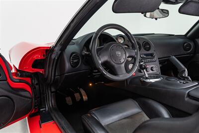 2004 Dodge Viper SRT-10 - Photo 84 - Nashville, TN 37217