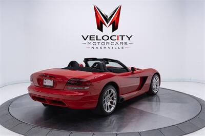 2004 Dodge Viper SRT-10 - Photo 14 - Nashville, TN 37217