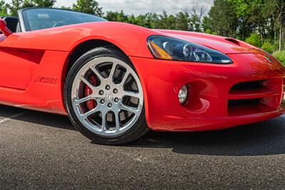 2004 Dodge Viper SRT10 - Photo 101 - Nashville, TN 37217