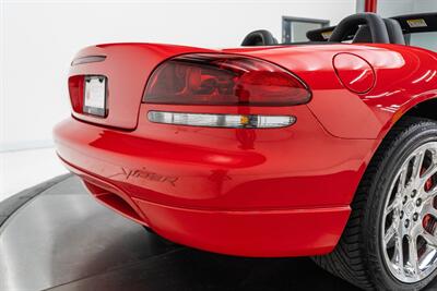 2004 Dodge Viper SRT-10 - Photo 29 - Nashville, TN 37217