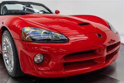2004 Dodge Viper SRT-10 - Photo 24 - Nashville, TN 37217