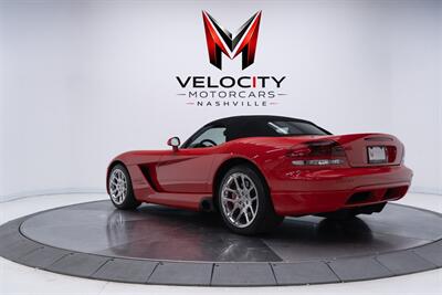 2004 Dodge Viper SRT-10 - Photo 8 - Nashville, TN 37217