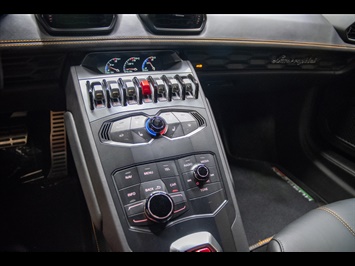 2016 Lamborghini Huracan LP 610-4   - Photo 47 - Nashville, TN 37217