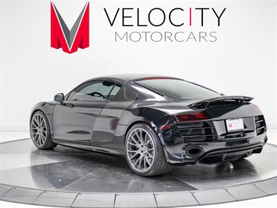 2012 Audi R8 5.2 quattro   - Photo 8 - Nashville, TN 37217