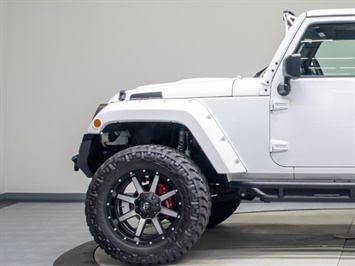 2015 Jeep Wrangler Unlimited Sport   - Photo 14 - Nashville, TN 37217