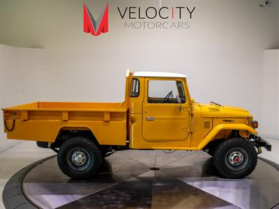 1986 Toyota FJ Pickup   - Photo 14 - Nashville, TN 37217