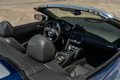 2014 Audi R8 5.2 quattro   - Photo 76 - Nashville, TN 37217