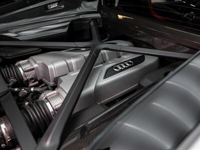 2017 Audi R8 5.2 Plus quattro   - Photo 46 - Nashville, TN 37217