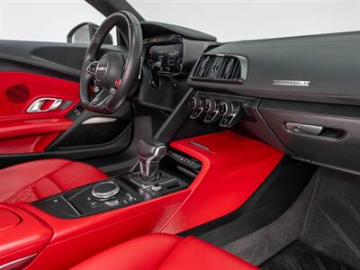2017 Audi R8 5.2 Plus quattro   - Photo 42 - Nashville, TN 37217