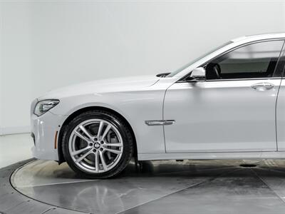 2015 BMW 750Li xDrive   - Photo 92 - Nashville, TN 37217