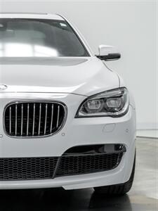 2015 BMW 750Li xDrive   - Photo 95 - Nashville, TN 37217