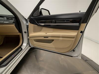 2015 BMW 750Li xDrive   - Photo 44 - Nashville, TN 37217