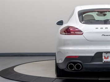 2015 Porsche Panamera Turbo   - Photo 12 - Nashville, TN 37217