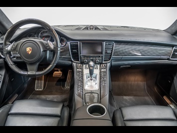 2015 Porsche Panamera Turbo   - Photo 23 - Nashville, TN 37217