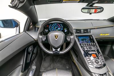 2014 Lamborghini Aventador LP 700-4 Roadster   - Photo 84 - Nashville, TN 37217