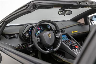 2014 Lamborghini Aventador LP 700-4 Roadster   - Photo 86 - Nashville, TN 37217