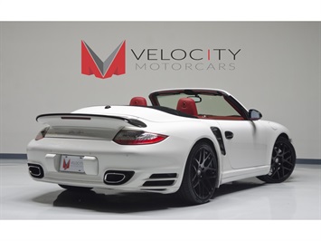 2013 Porsche 911 Turbo Cabriolet   - Photo 4 - Nashville, TN 37217