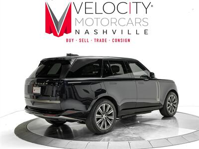 2024 Land Rover Range Rover P550e Autobiography   - Photo 6 - Nashville, TN 37217