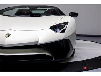 2017 Lamborghini Aventador LP 750-4 SV Roadster   - Photo 15 - Nashville, TN 37217