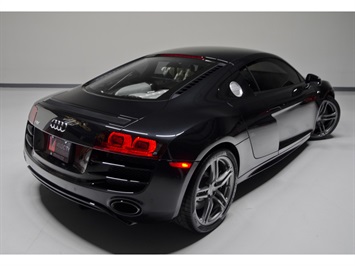 2012 Audi R8 5.2 quattro   - Photo 28 - Nashville, TN 37217