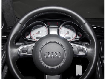 2012 Audi R8 5.2 quattro   - Photo 47 - Nashville, TN 37217