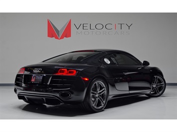 2012 Audi R8 5.2 quattro   - Photo 4 - Nashville, TN 37217