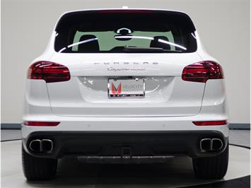 2015 Porsche Cayenne Turbo   - Photo 15 - Nashville, TN 37217