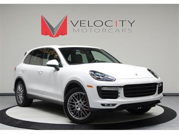 2015 Porsche Cayenne Turbo   - Photo 2 - Nashville, TN 37217