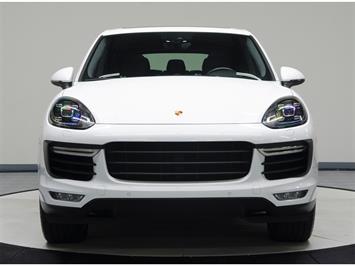 2015 Porsche Cayenne Turbo   - Photo 9 - Nashville, TN 37217