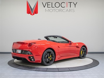 2011 Ferrari California   - Photo 3 - Nashville, TN 37217