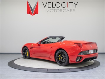 2011 Ferrari California   - Photo 4 - Nashville, TN 37217