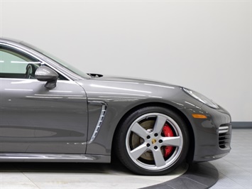 2014 Porsche Panamera Turbo   - Photo 17 - Nashville, TN 37217