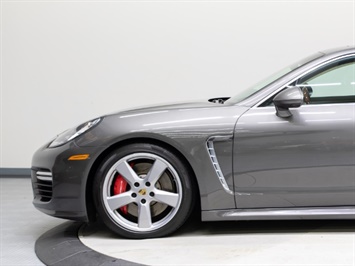 2014 Porsche Panamera Turbo   - Photo 14 - Nashville, TN 37217