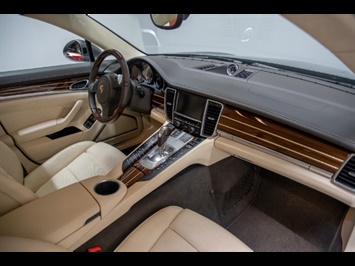 2014 Porsche Panamera Turbo   - Photo 52 - Nashville, TN 37217