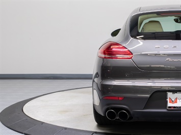 2014 Porsche Panamera Turbo   - Photo 12 - Nashville, TN 37217