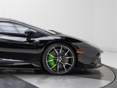 2019 Lamborghini Aventador LP 740-4 S Roadster   - Photo 16 - Nashville, TN 37217