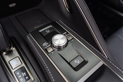 2024 Lexus LC 500 Convertible   - Photo 97 - Nashville, TN 37217