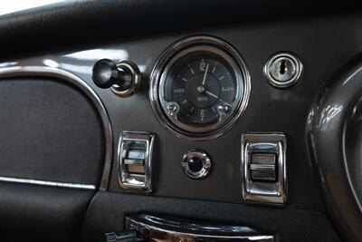 1965 Aston Martin DB5   - Photo 91 - Nashville, TN 37217