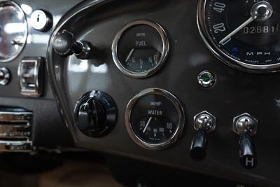 1965 Aston Martin DB5   - Photo 85 - Nashville, TN 37217