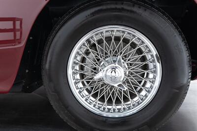 1965 Aston Martin DB5   - Photo 94 - Nashville, TN 37217
