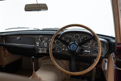 1965 Aston Martin DB5   - Photo 82 - Nashville, TN 37217