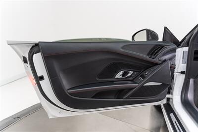 2017 Audi R8 5.2 quattro V10 Spyder - Photo 68 - Nashville, TN 37217