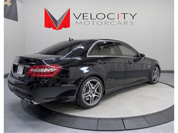 2011 Mercedes-Benz E 63 AMG   - Photo 3 - Nashville, TN 37217