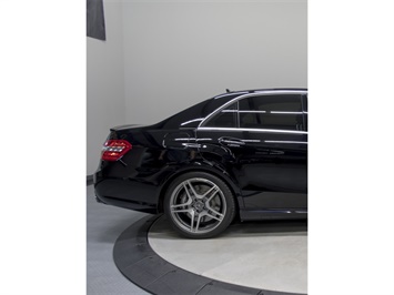 2011 Mercedes-Benz E 63 AMG   - Photo 16 - Nashville, TN 37217