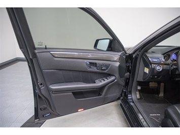 2011 Mercedes-Benz E 63 AMG   - Photo 47 - Nashville, TN 37217