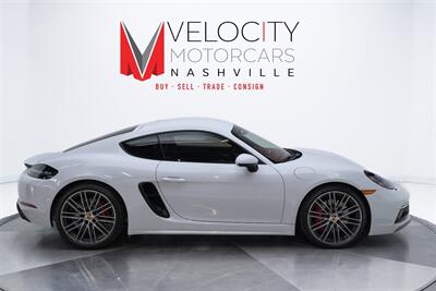 2021 Porsche 718 Cayman GTS 4.0   - Photo 13 - Nashville, TN 37217