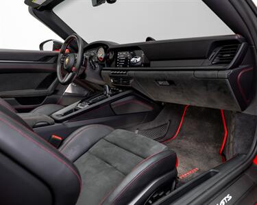 2024 Porsche 911 Targa 4 GTS   - Photo 40 - Nashville, TN 37217