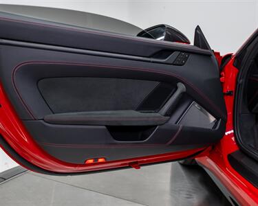 2024 Porsche 911 Targa 4 GTS   - Photo 50 - Nashville, TN 37217